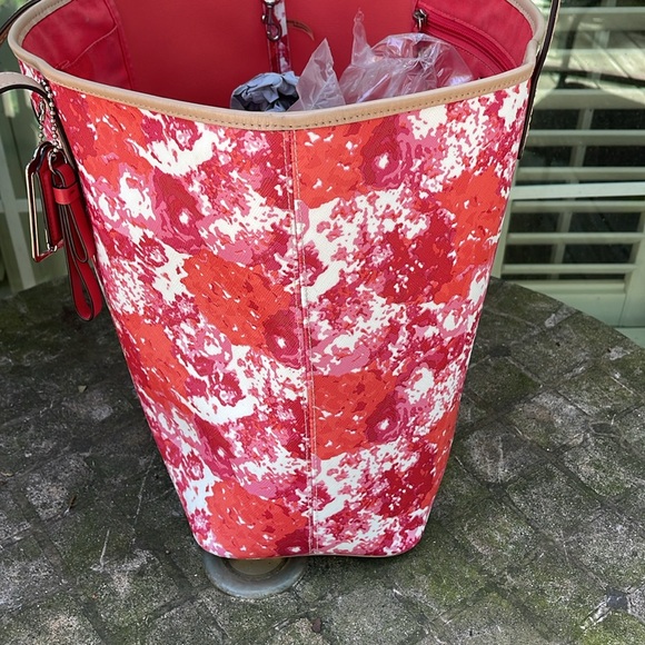 COACH Floral Metro Tote Bag - Picture 9 of 11